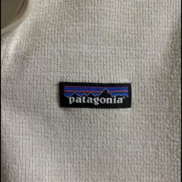 Patagonia 1/4 Zip - Picture 3 of 5